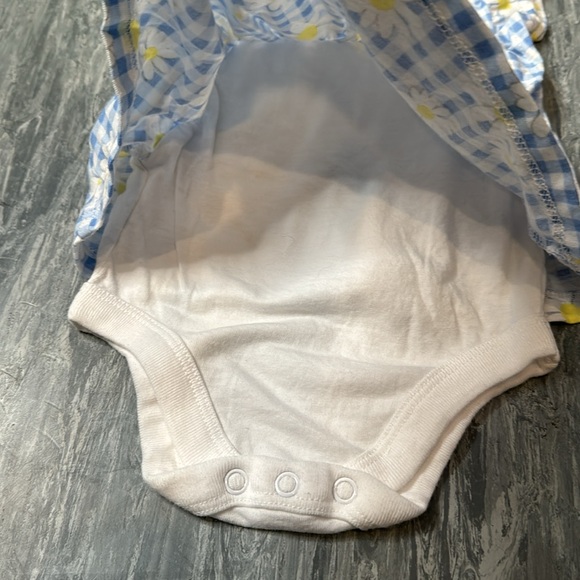 💜3/$15 Baby Outfit Bundle (3) - Picture 9 of 10